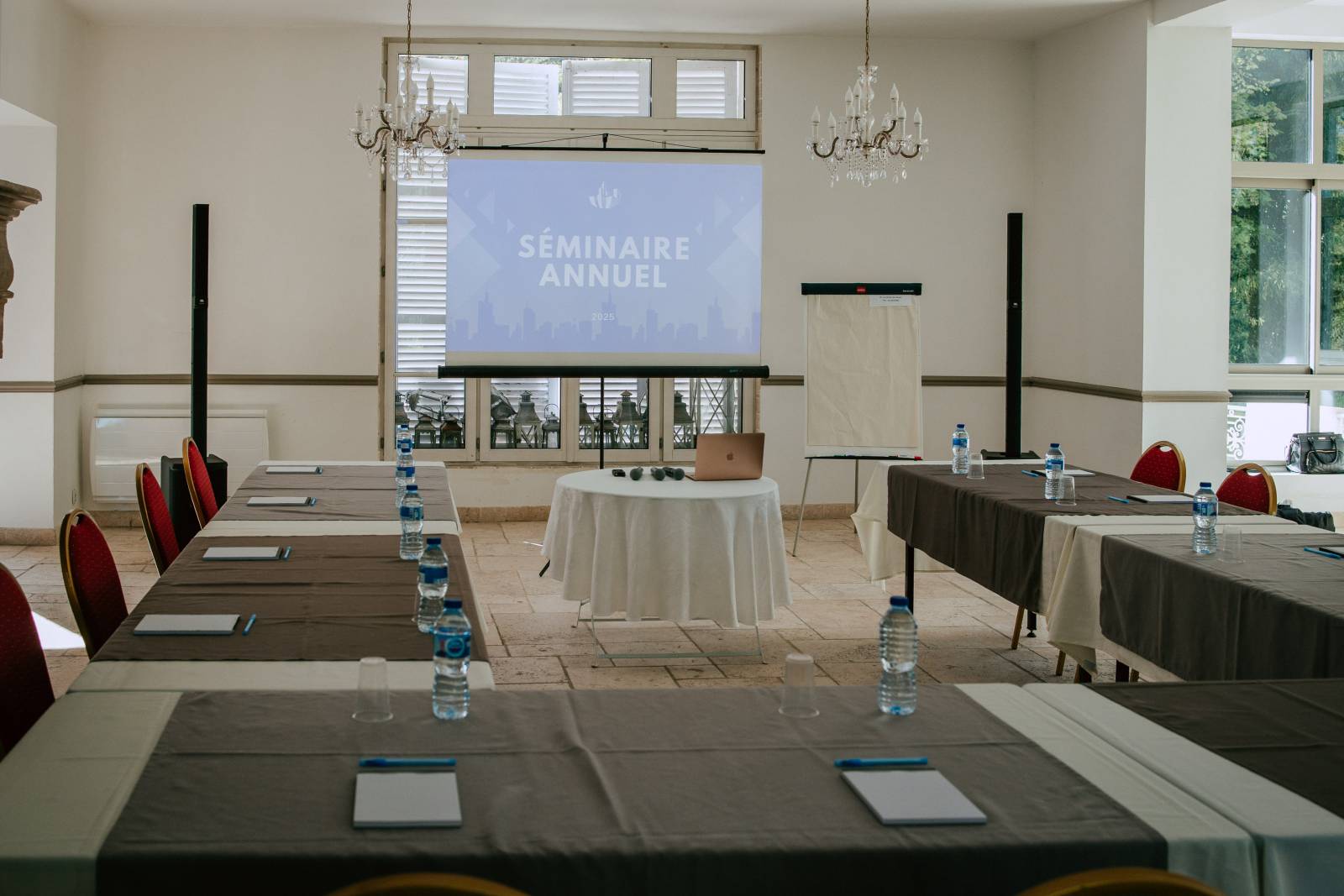 Toile blanche vidéoprojection